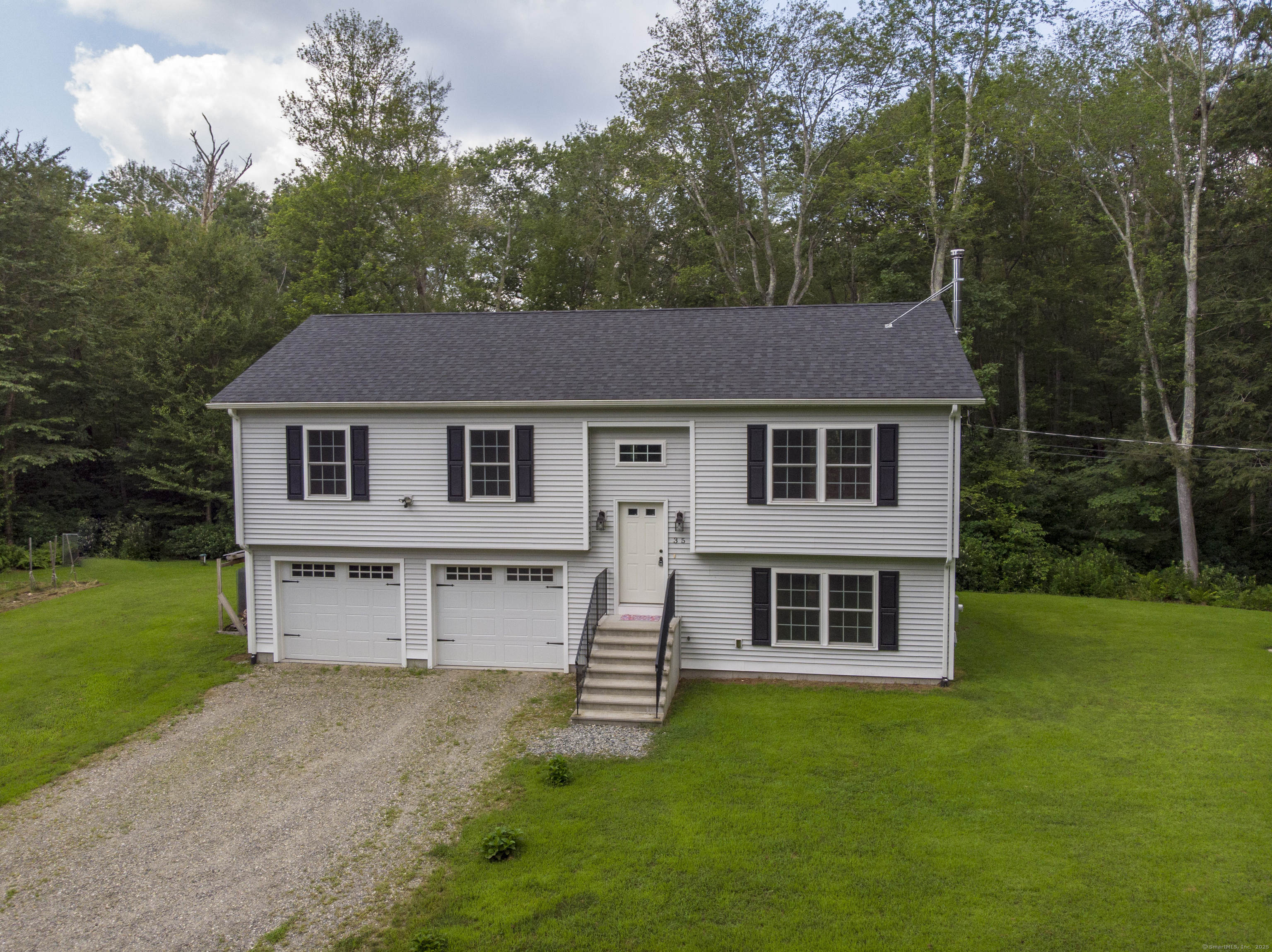 35 Tripp Hollow Road Brooklyn CT 06234