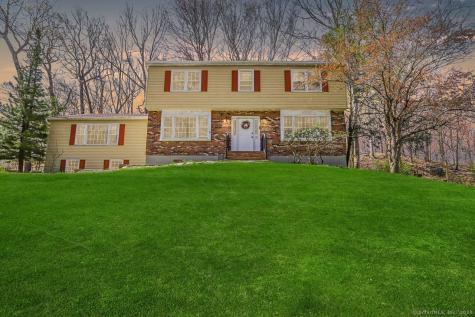 7 Allan Way Bethel CT 06801