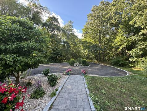 1953 Hartford Turnpike North Haven CT 06473