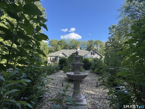 1953 Hartford Turnpike North Haven CT 06473