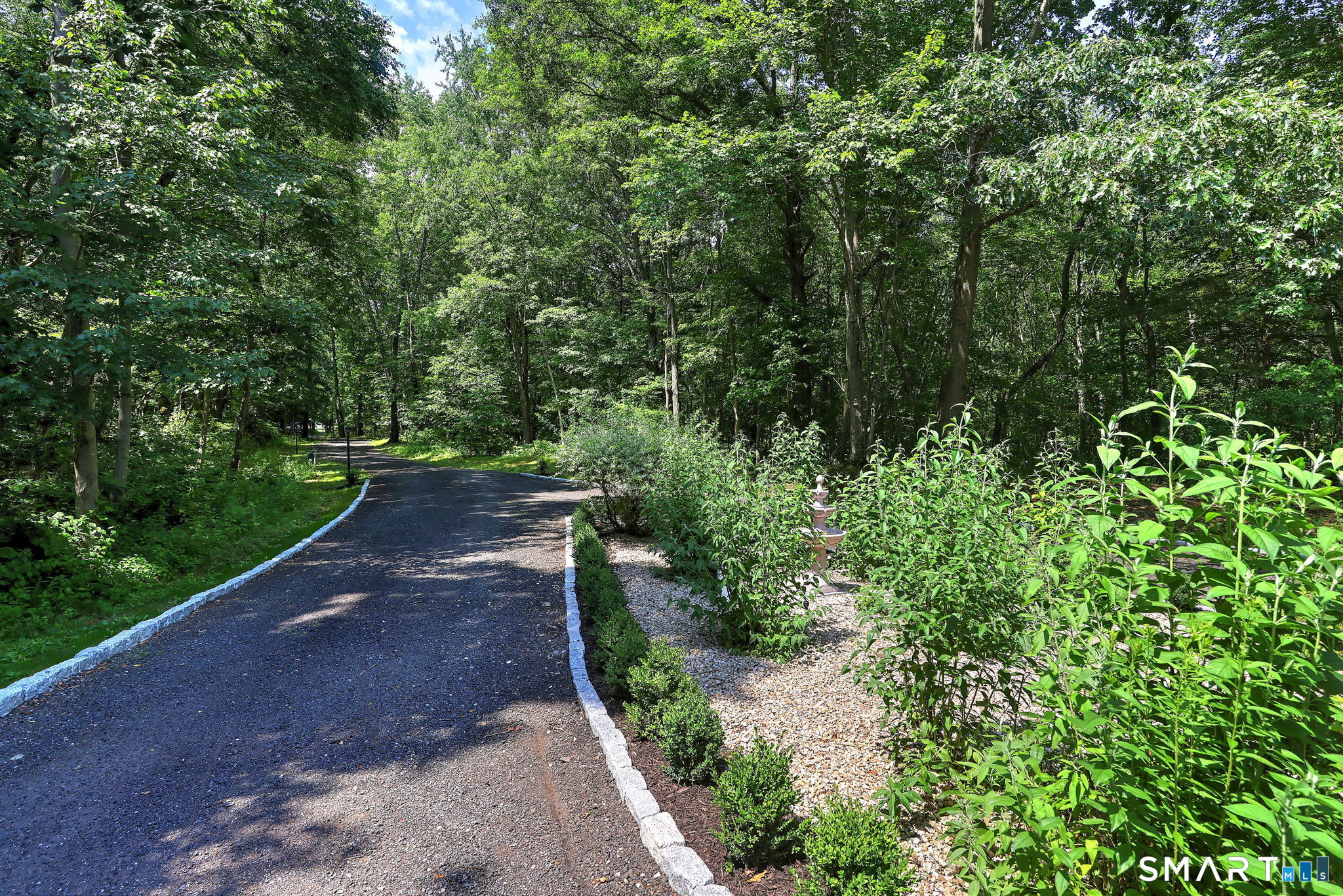 1953 Hartford Turnpike North Haven CT 06473