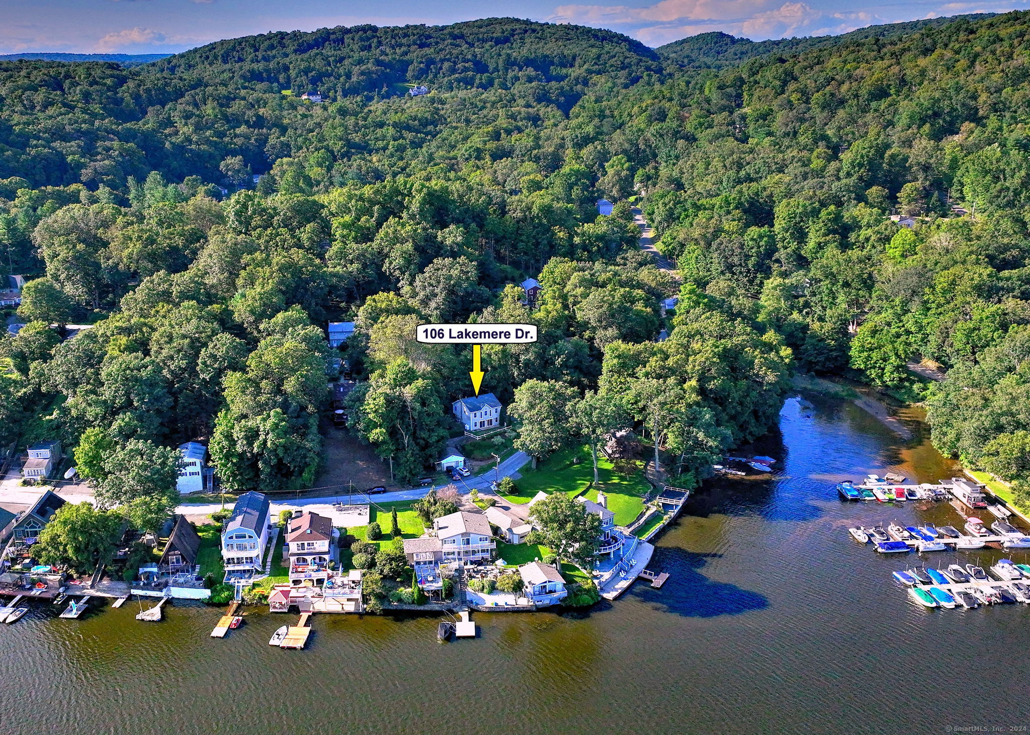 106 Lakemere Drive Southbury CT 06488