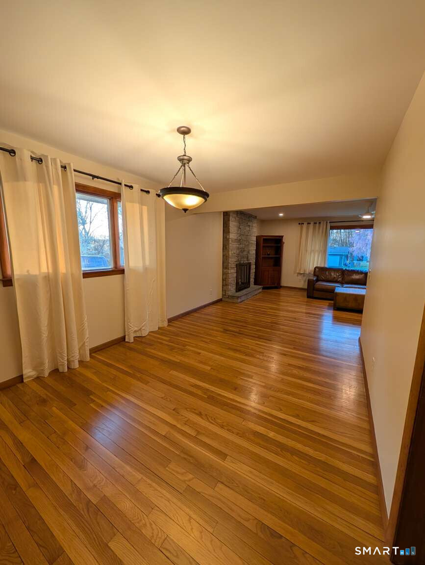 7 North Ledge Rock Road East Lyme CT 06357