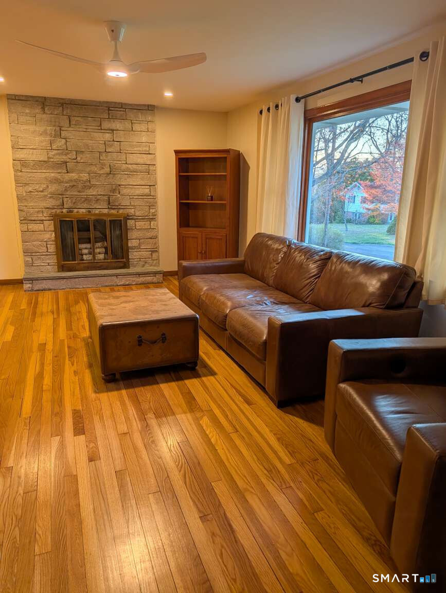 7 North Ledge Rock Road East Lyme CT 06357