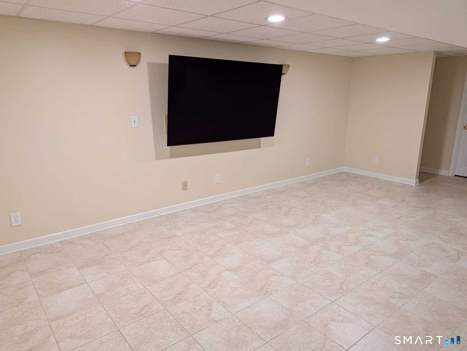 7 North Ledge Rock Road East Lyme CT 06357