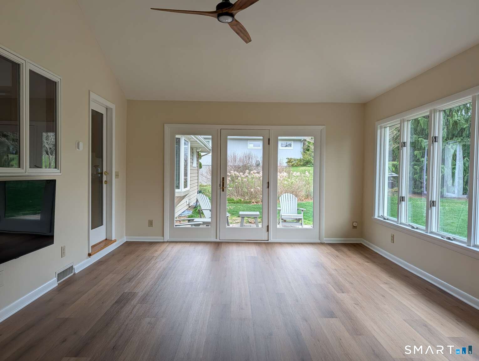 7 North Ledge Rock Road East Lyme CT 06357