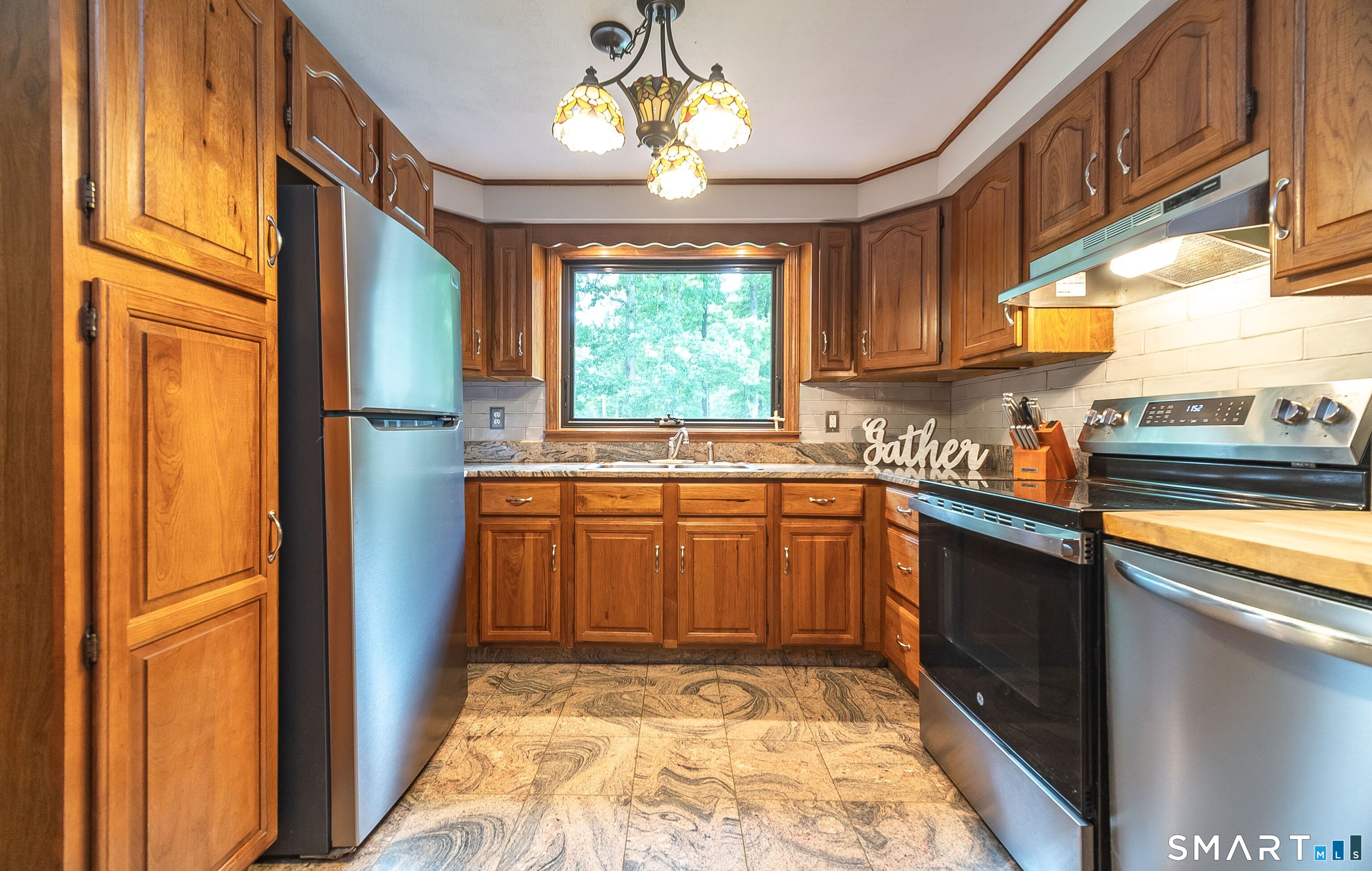 33 Case Circle Haddam CT 06441