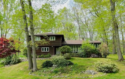 9 Red Oak Lane Norwalk CT 06850