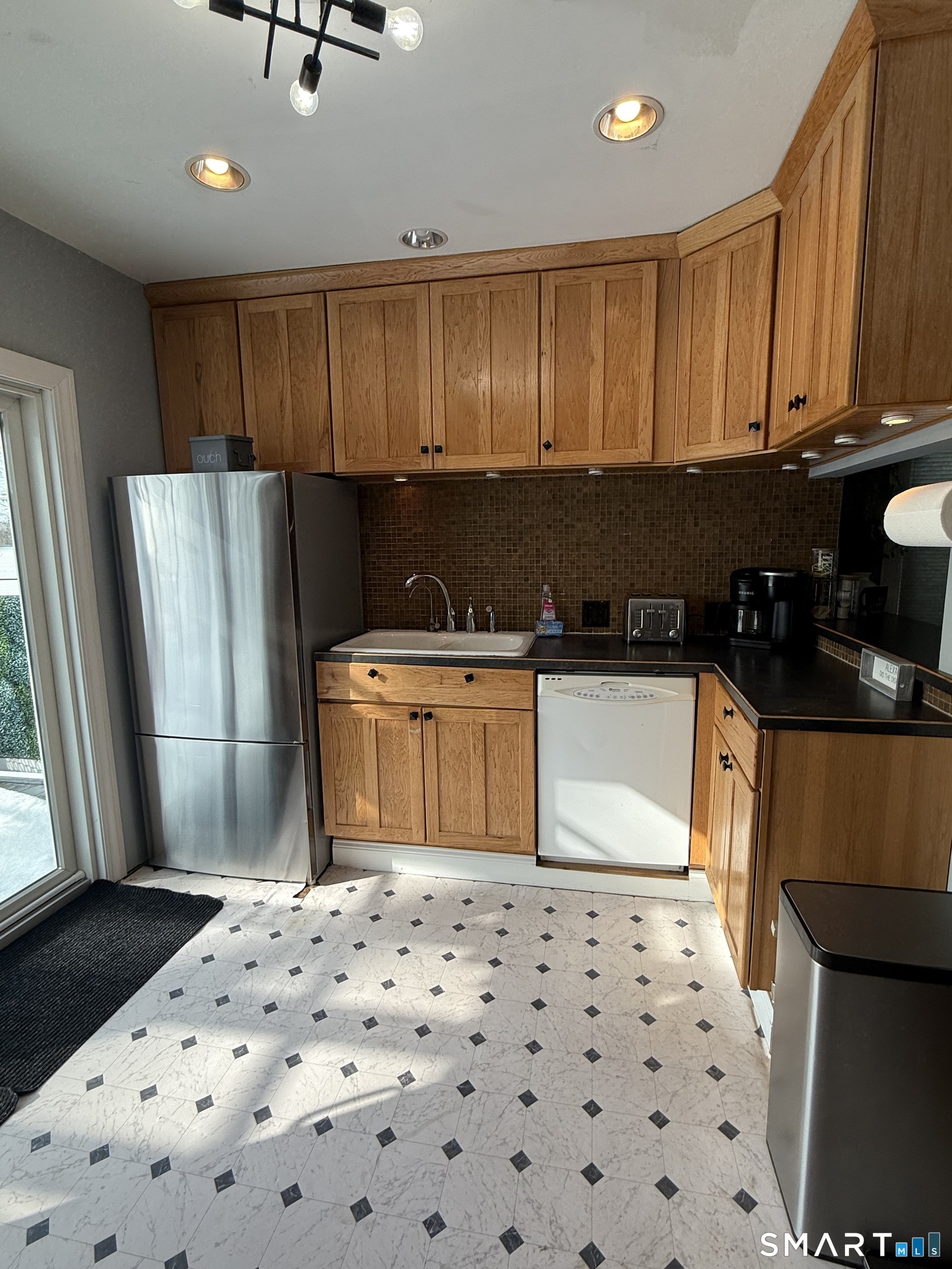 80 South River Street Enfield CT 06082