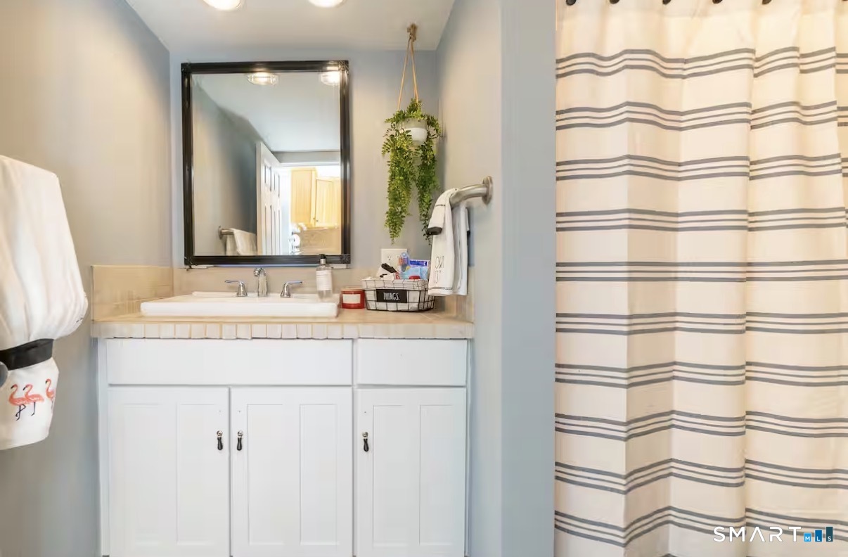 80 South River Street Enfield CT 06082