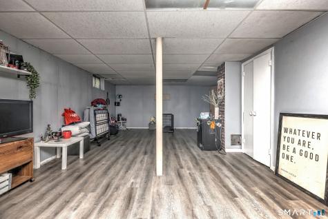 72 Whitewood Road Waterbury CT 06708