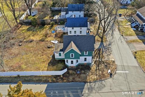 18 Maxson Street Groton CT 06355