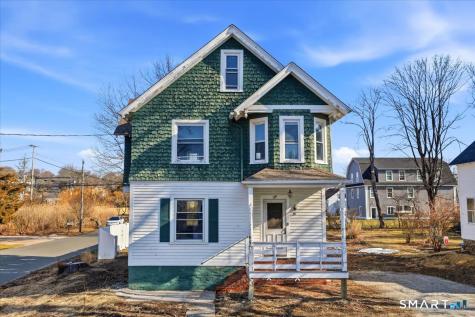 18 Maxson Street Groton CT 06355