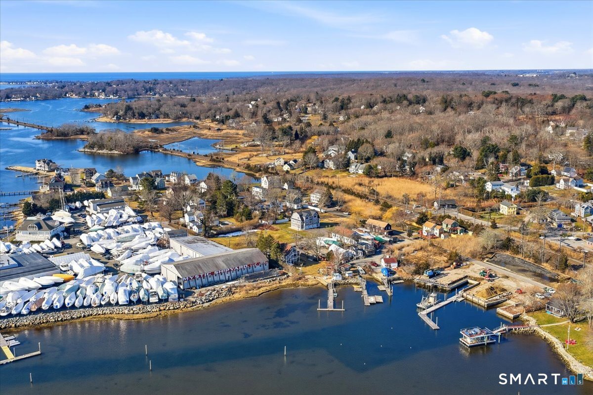 18 Maxson Street Groton CT 06355
