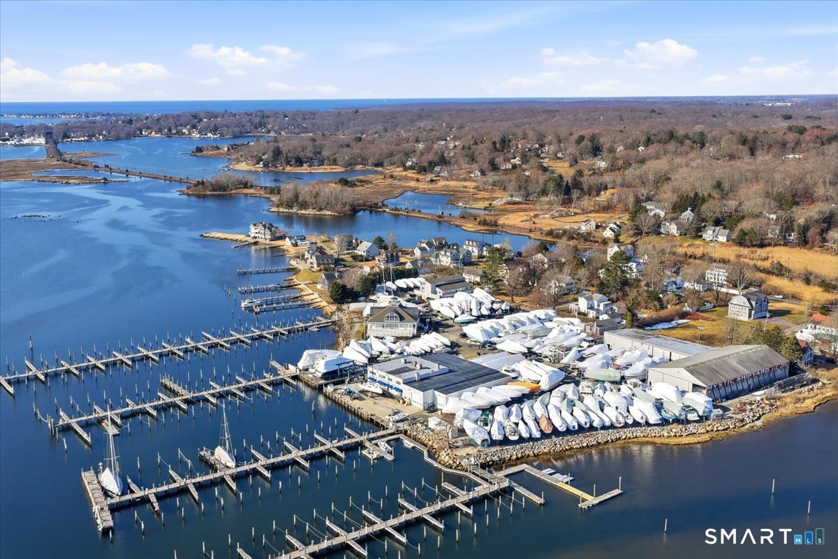 18 Maxson Street Groton CT 06355