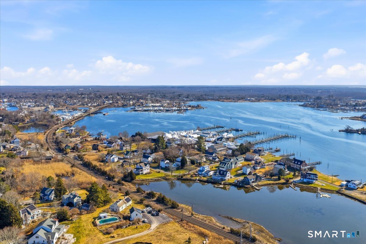 18 Maxson Street Groton CT 06355