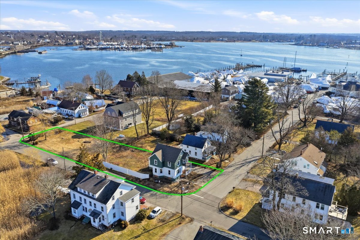 18 Maxson Street Groton CT 06355