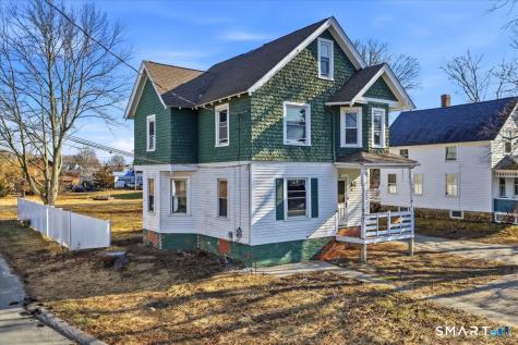 18 Maxson Street Groton CT 06355