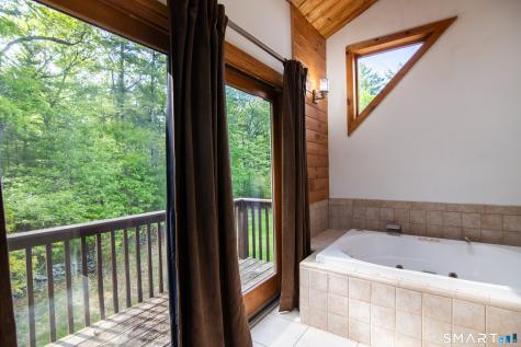 334 Ledge Road Killingly CT 06241