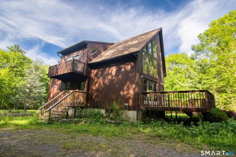334 Ledge Road Killingly CT 06241