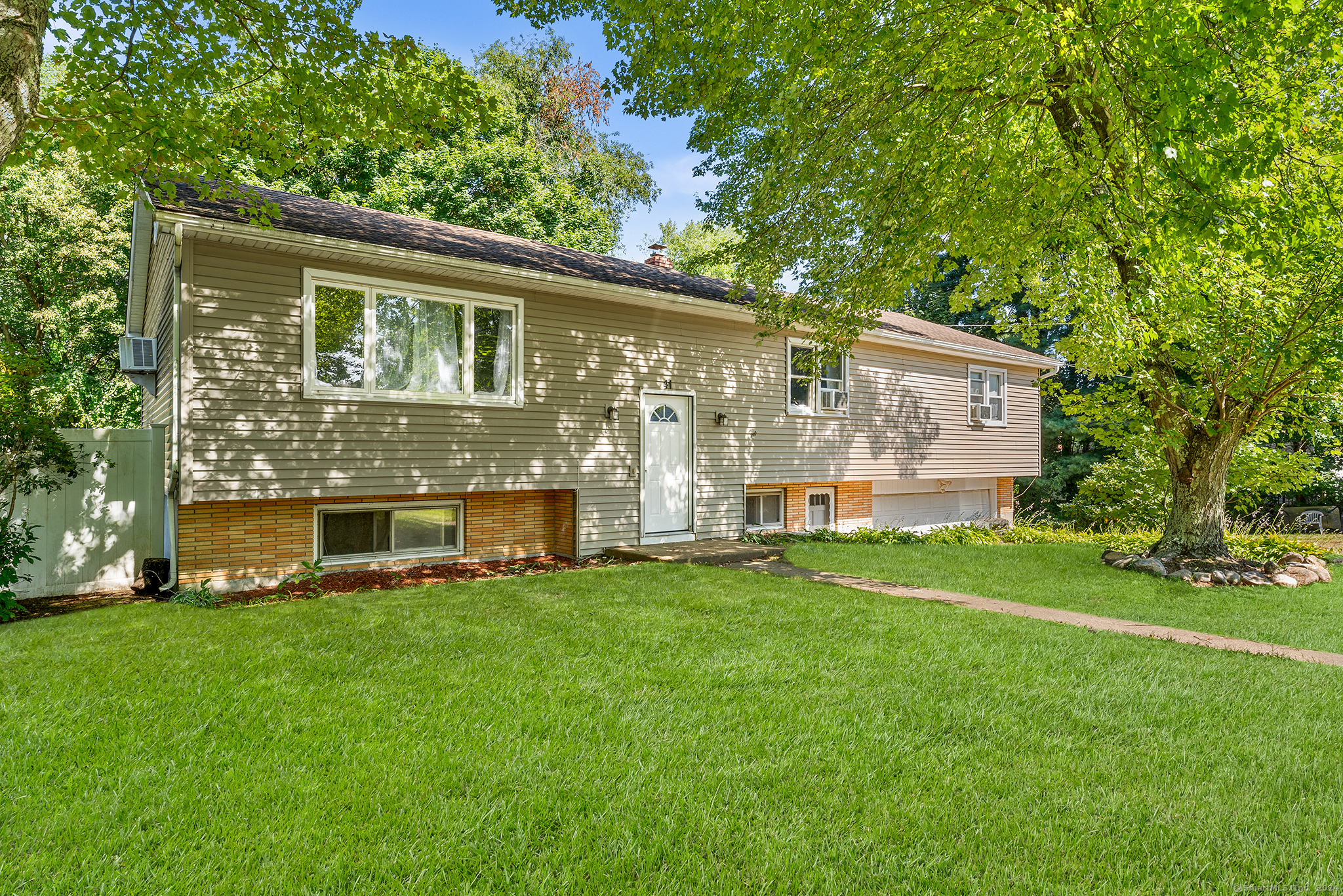 41 Sunrise Street Norwich CT 06360