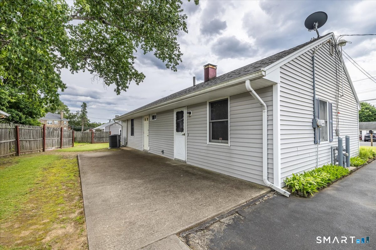 64 Corn Tassel Road Bridgeport CT 06606