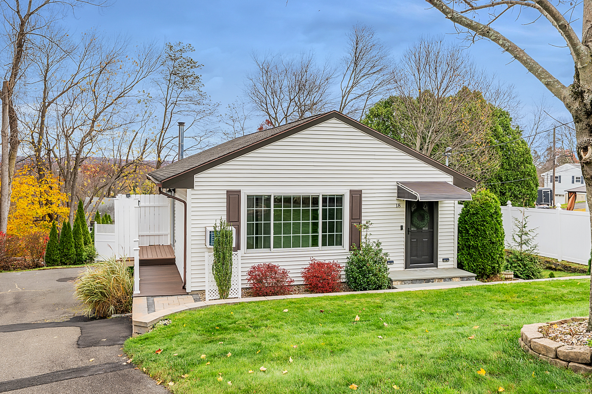 18 Roma Avenue Waterbury CT 06708