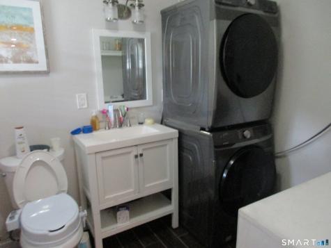 2 Timberland Drive West Haven CT 06516