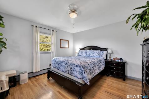 106 Debbie Lane Naugatuck CT 06770