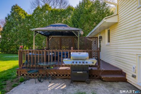 106 Debbie Lane Naugatuck CT 06770