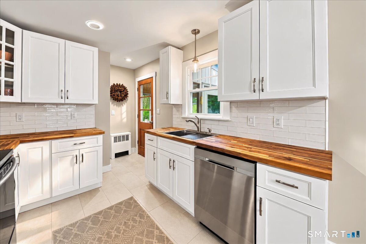 2 Benstone Street Stamford CT 06905