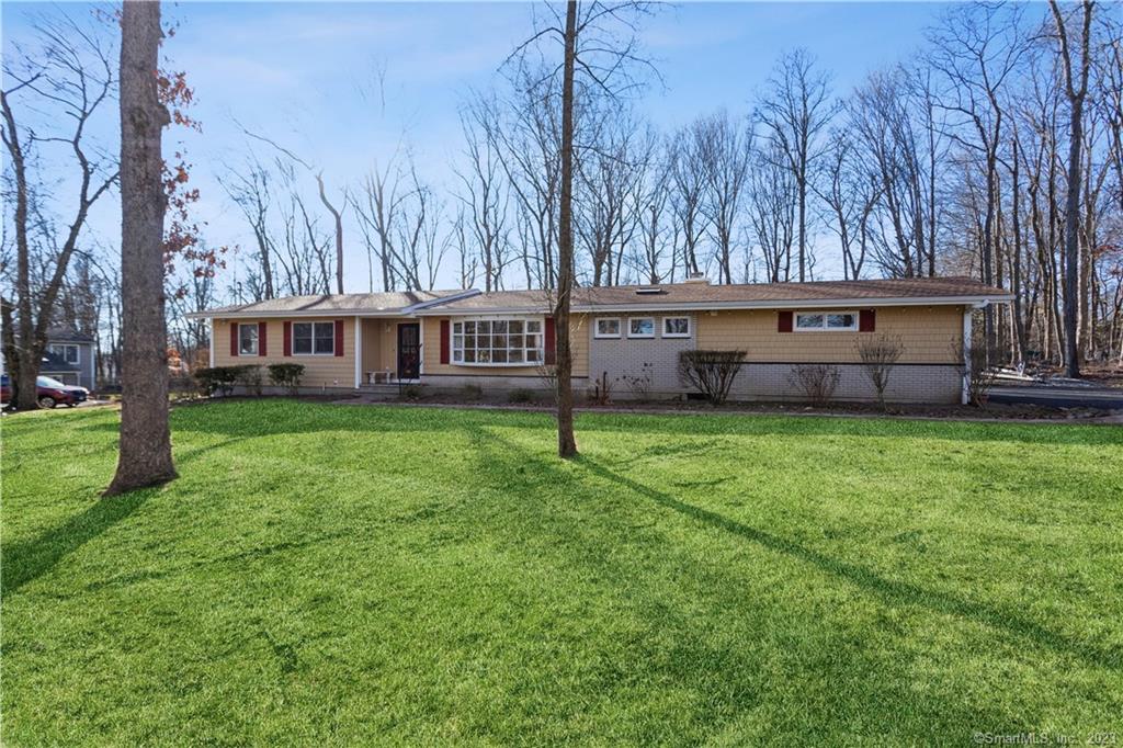 40 Aunt Hack Road Danbury CT 06811
