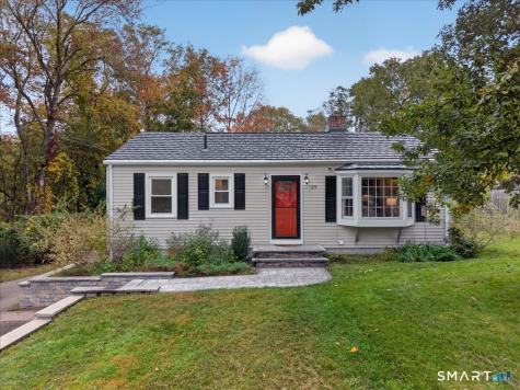 29 Soljer Drive Waterford CT 06385