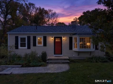 29 Soljer Drive Waterford CT 06385