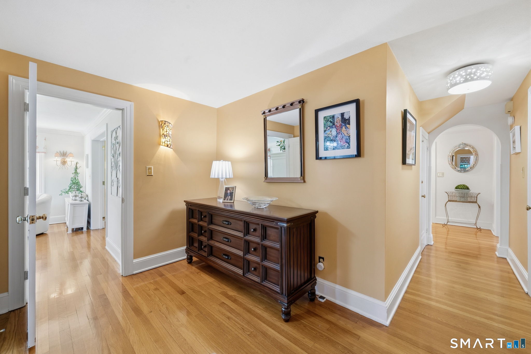 28 Colony Road West Hartford CT 06117