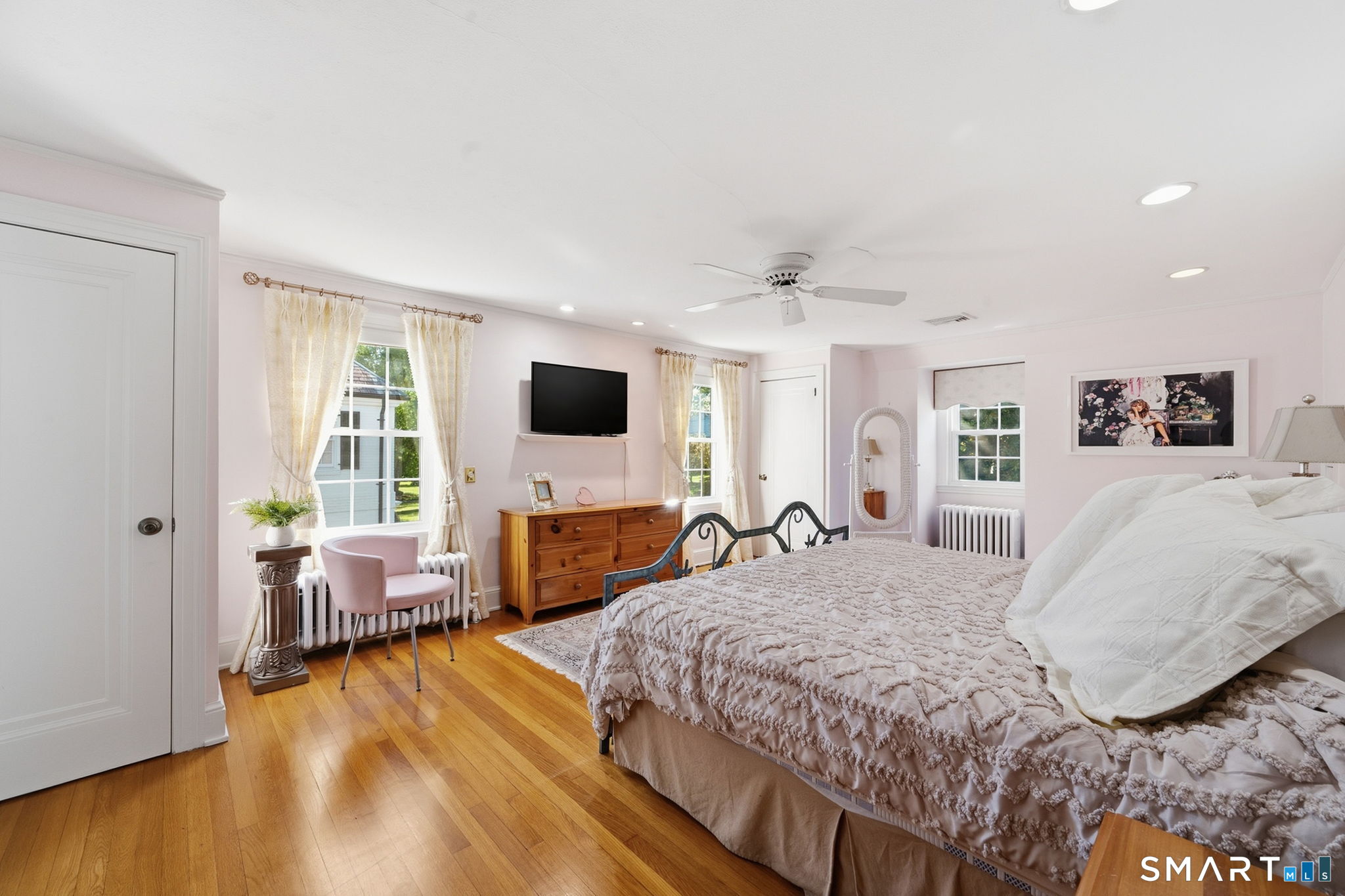28 Colony Road West Hartford CT 06117