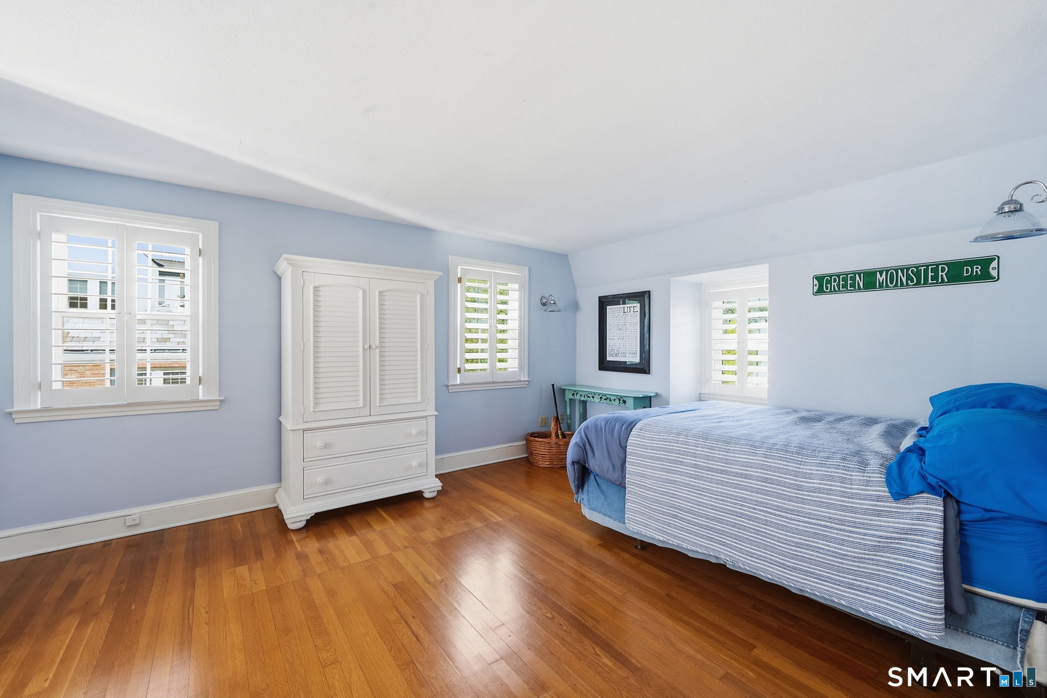 28 Colony Road West Hartford CT 06117