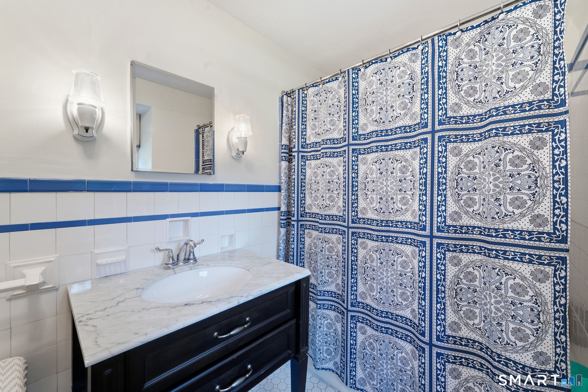 28 Colony Road West Hartford CT 06117
