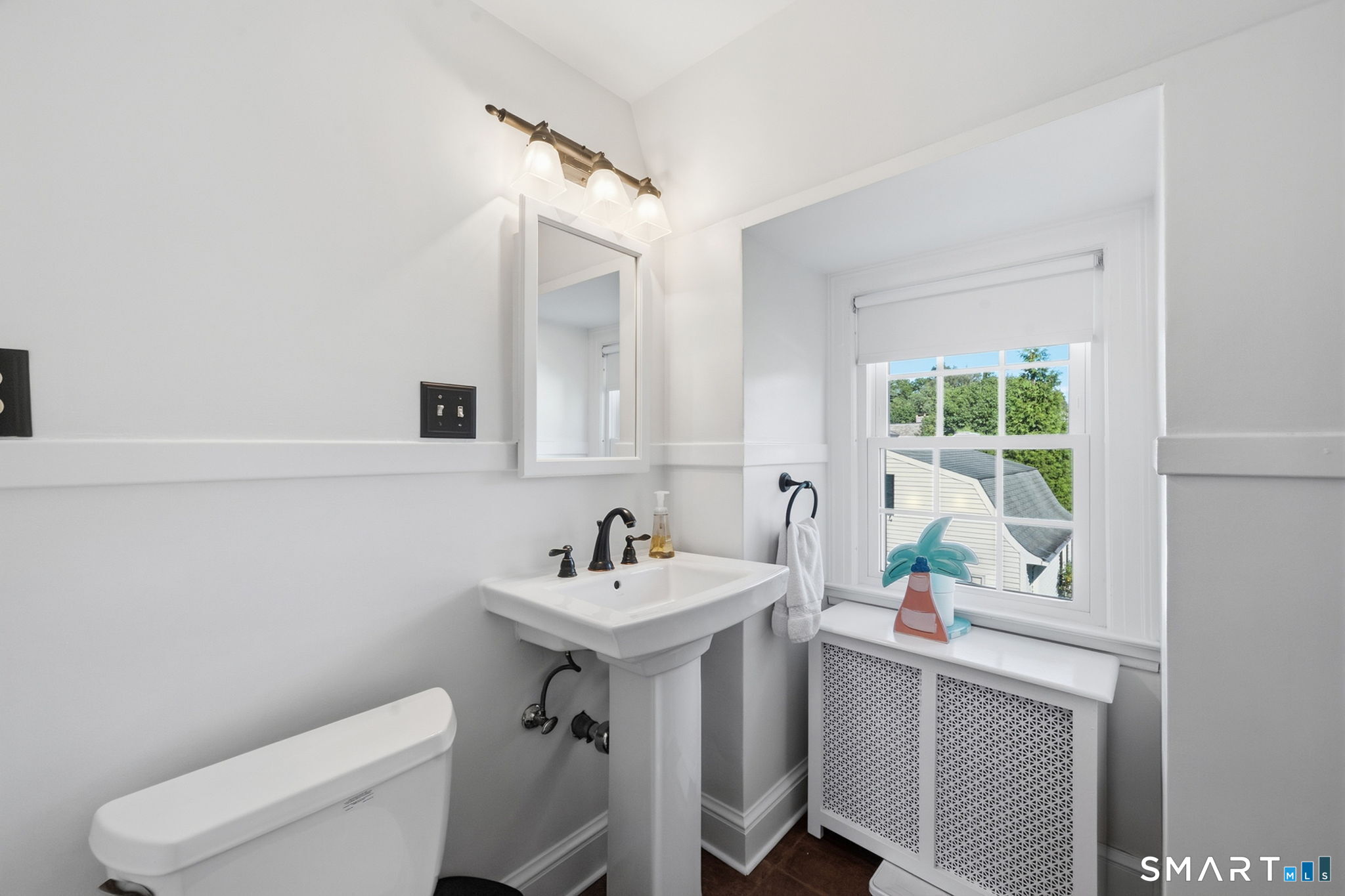 28 Colony Road West Hartford CT 06117