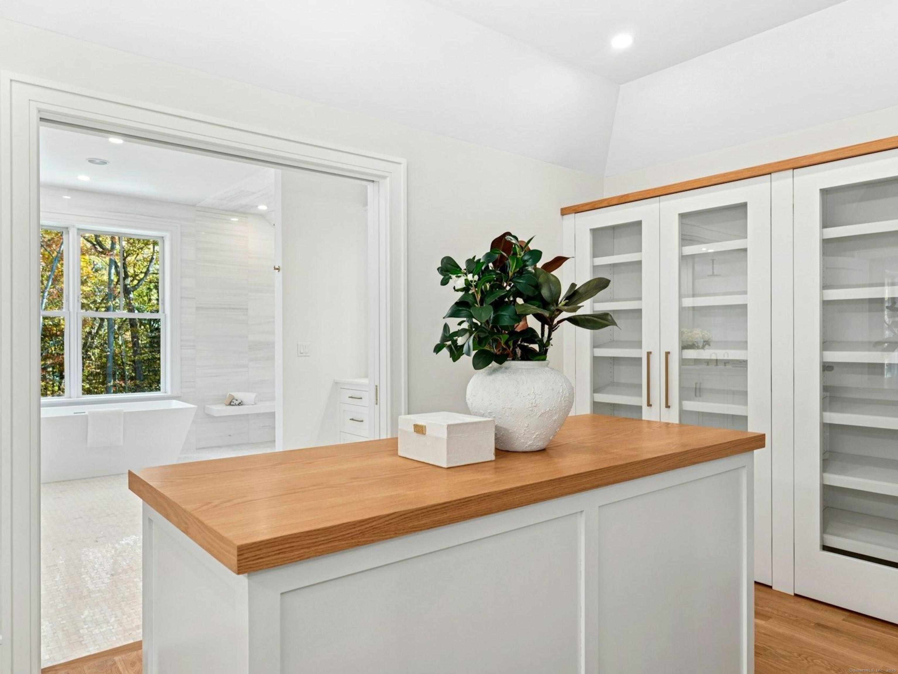 10 Stony Brook Road Darien CT 06820