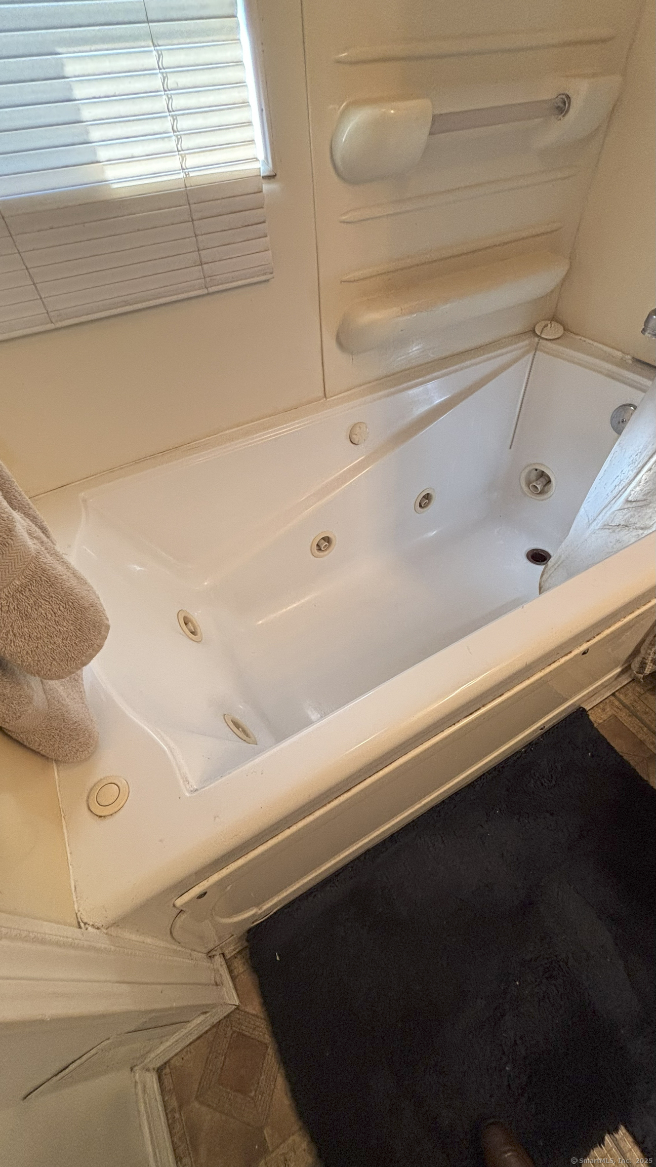 215 Summerfield Avenue Bridgeport CT 06610