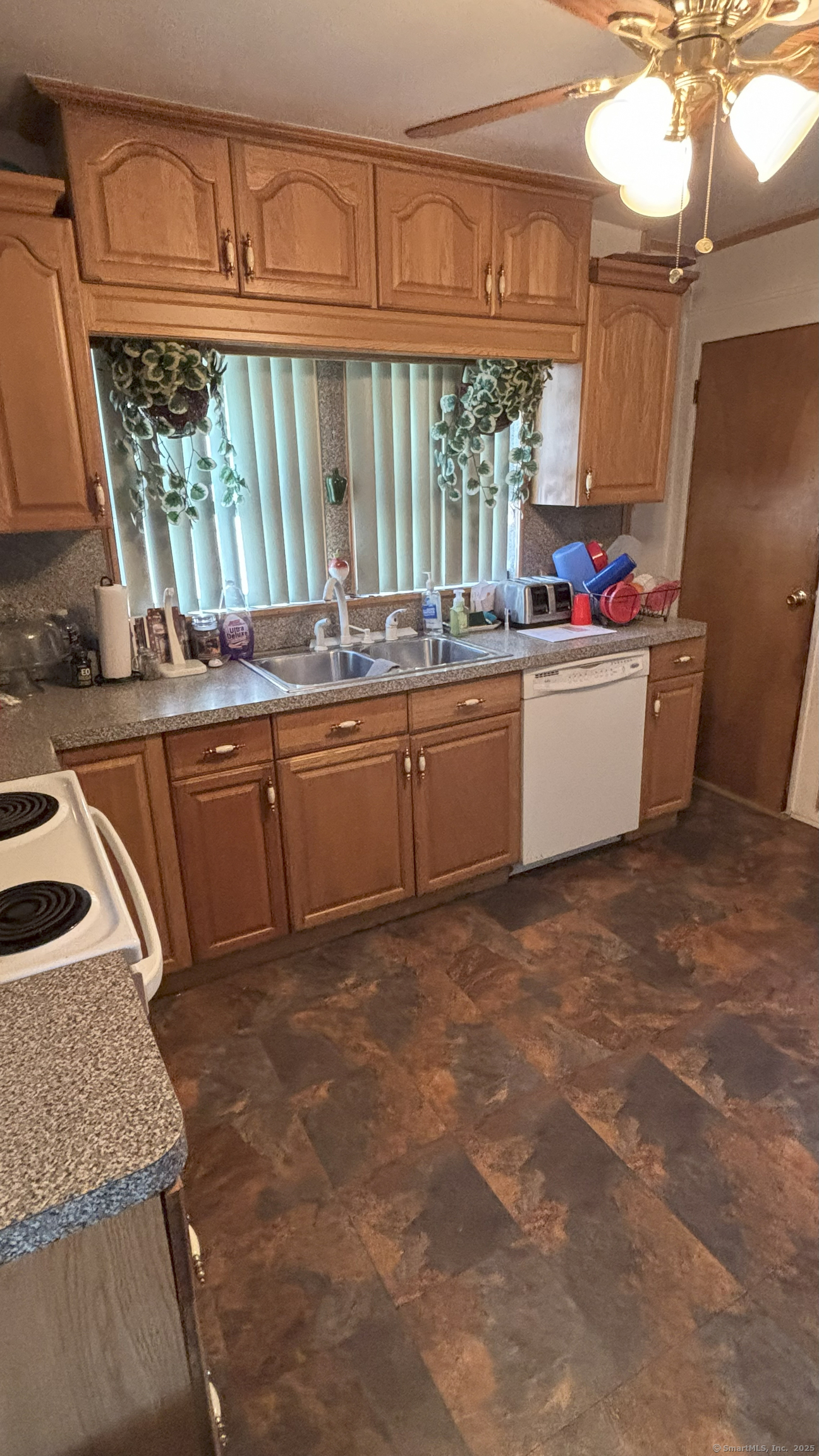 215 Summerfield Avenue Bridgeport CT 06610