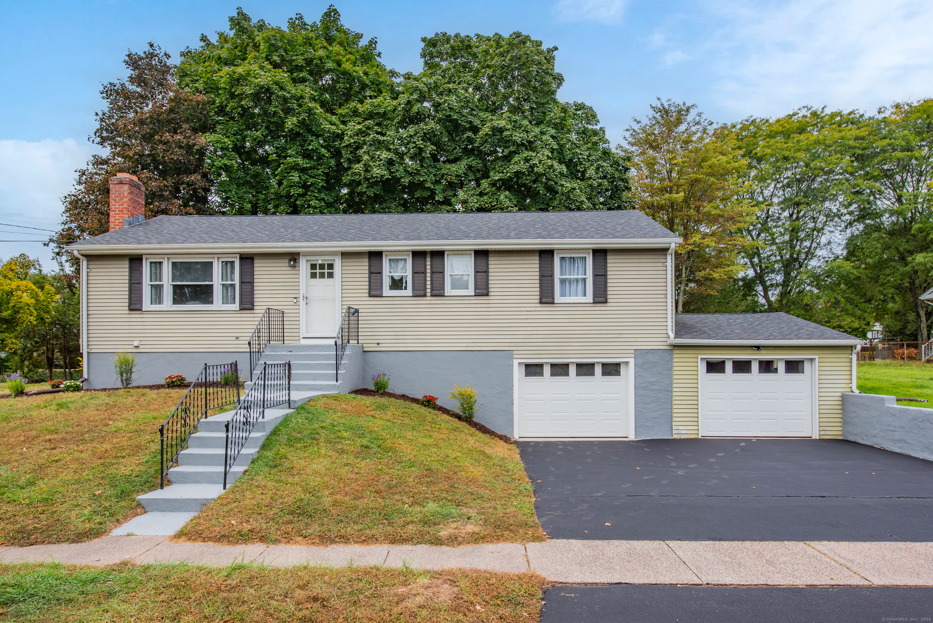 7 Kirkwood Drive East Hartford CT 06118