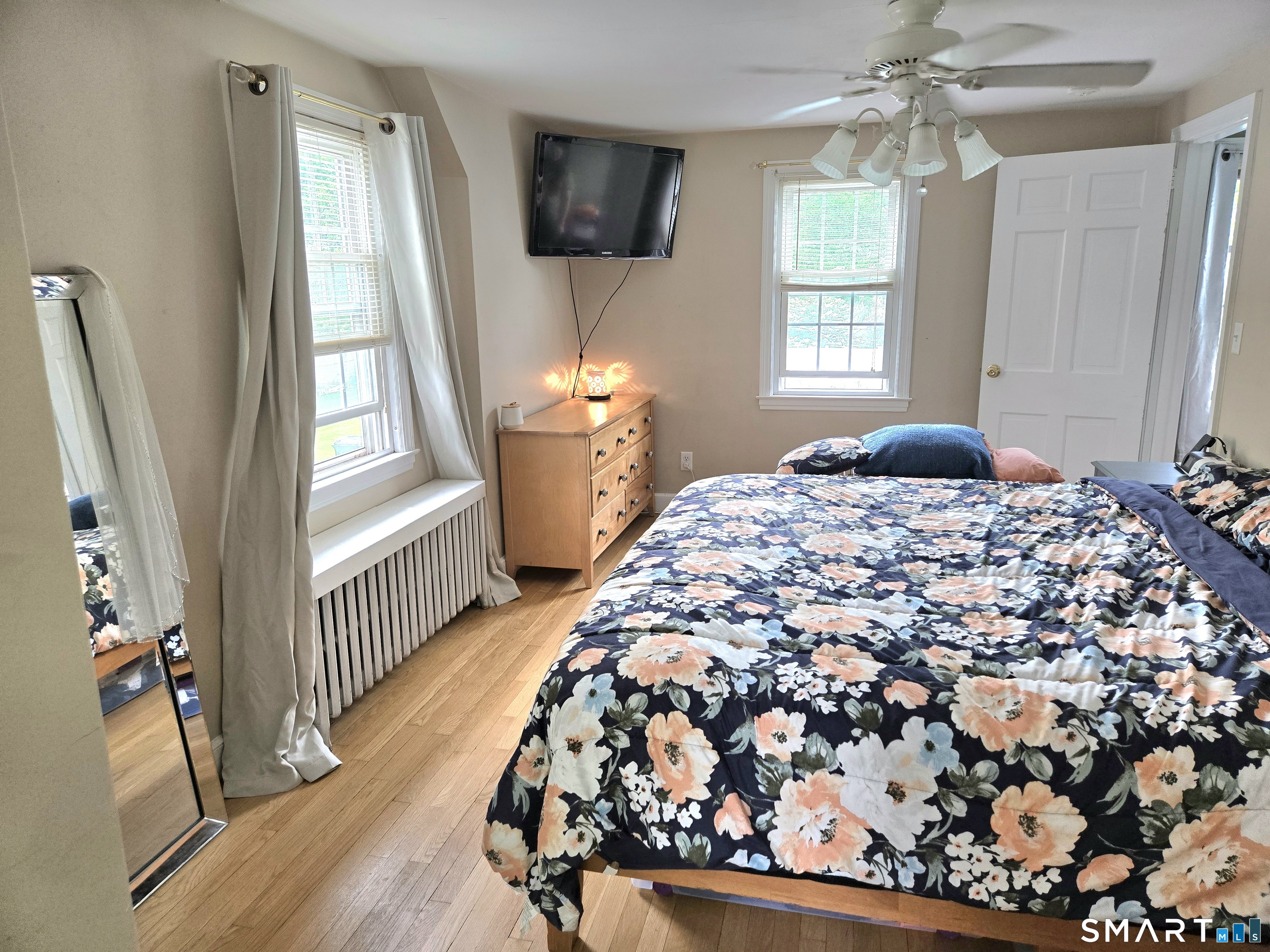 118 Saint Charles Street West Hartford CT 06119