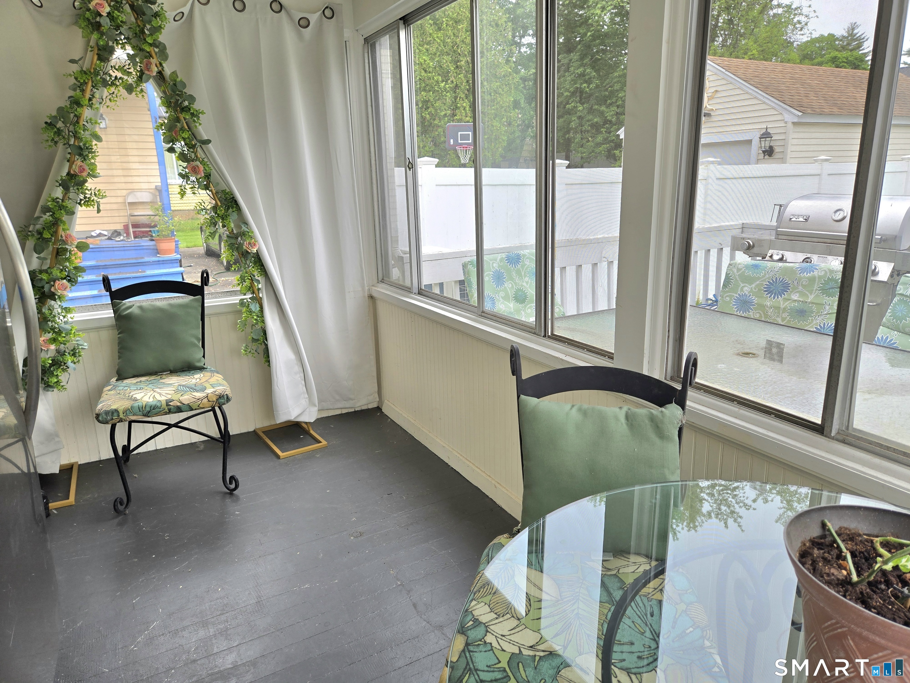 118 Saint Charles Street West Hartford CT 06119