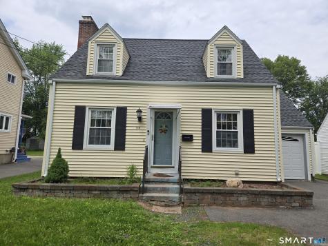 118 Saint Charles Street West Hartford CT 06119