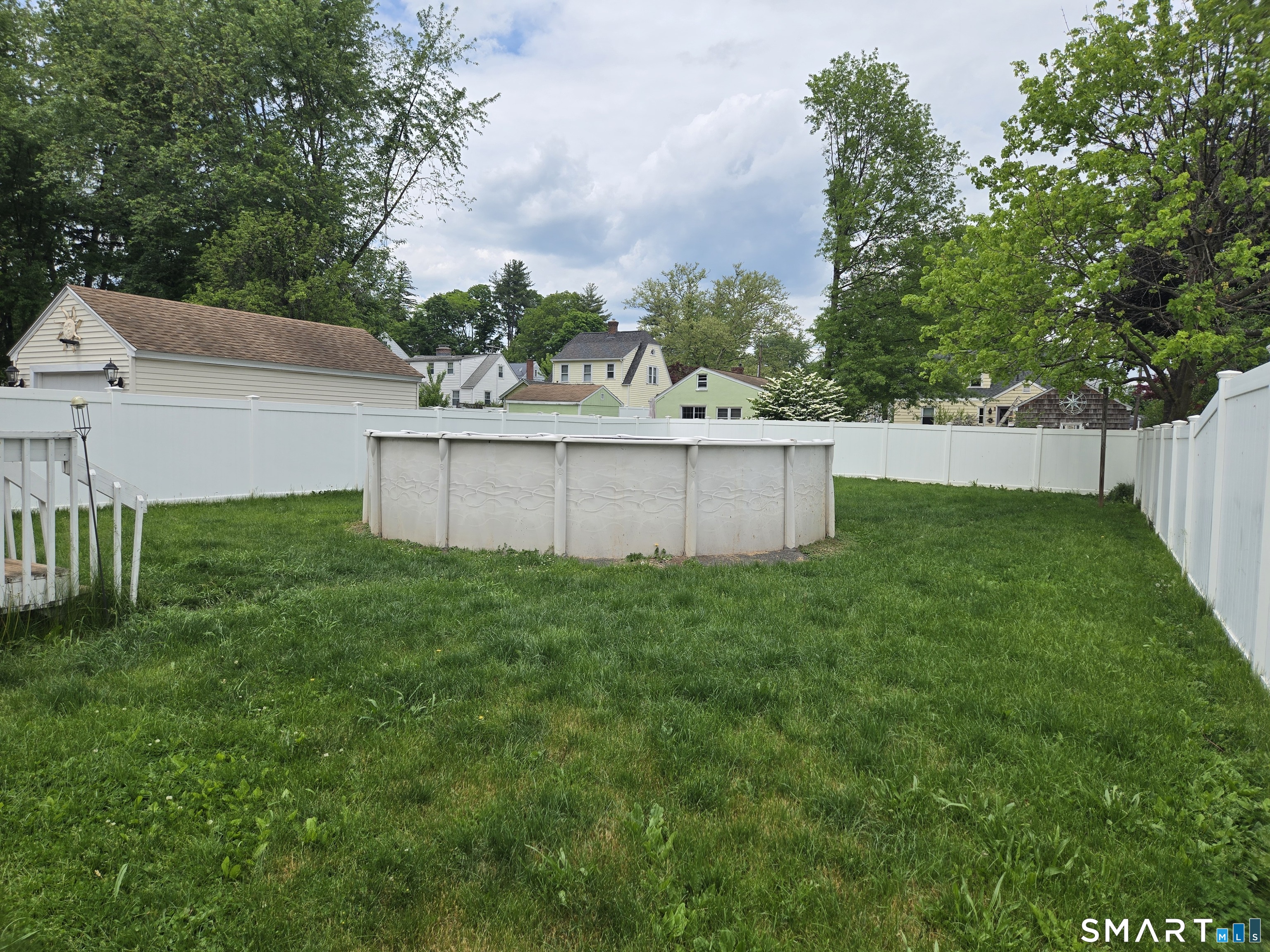 118 Saint Charles Street West Hartford CT 06119