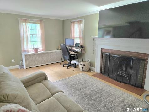 118 Saint Charles Street West Hartford CT 06119