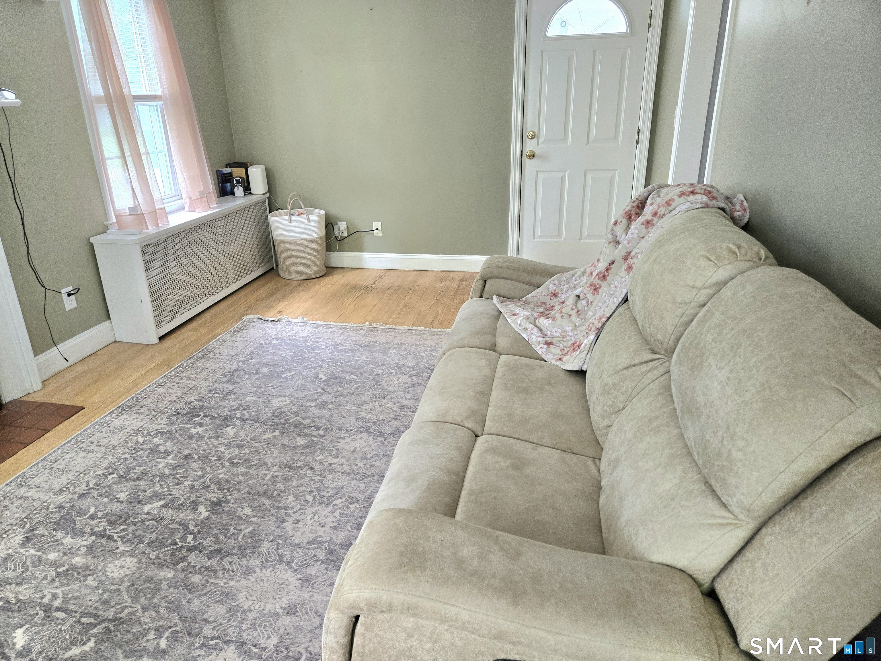 118 Saint Charles Street West Hartford CT 06119
