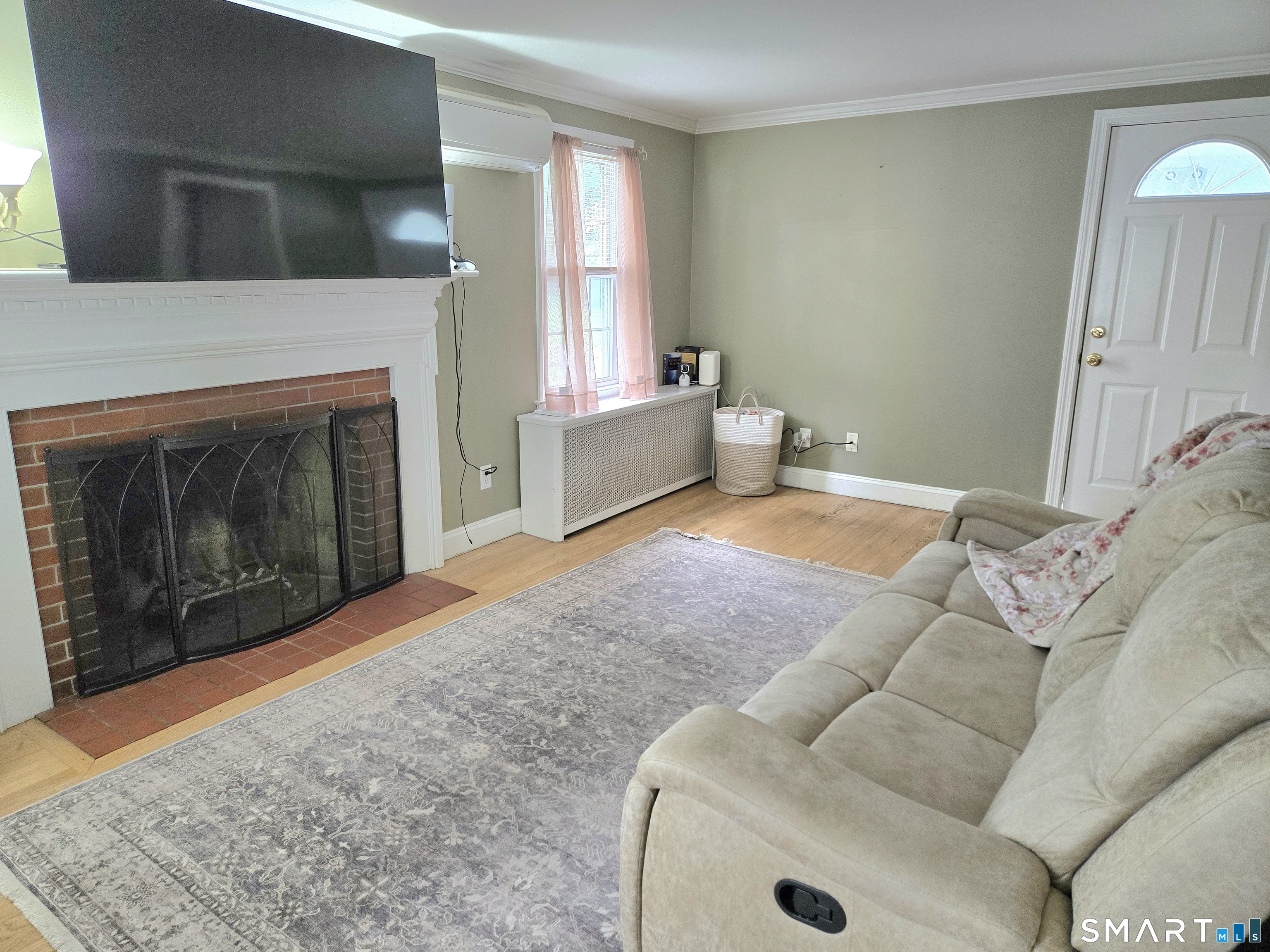 118 Saint Charles Street West Hartford CT 06119
